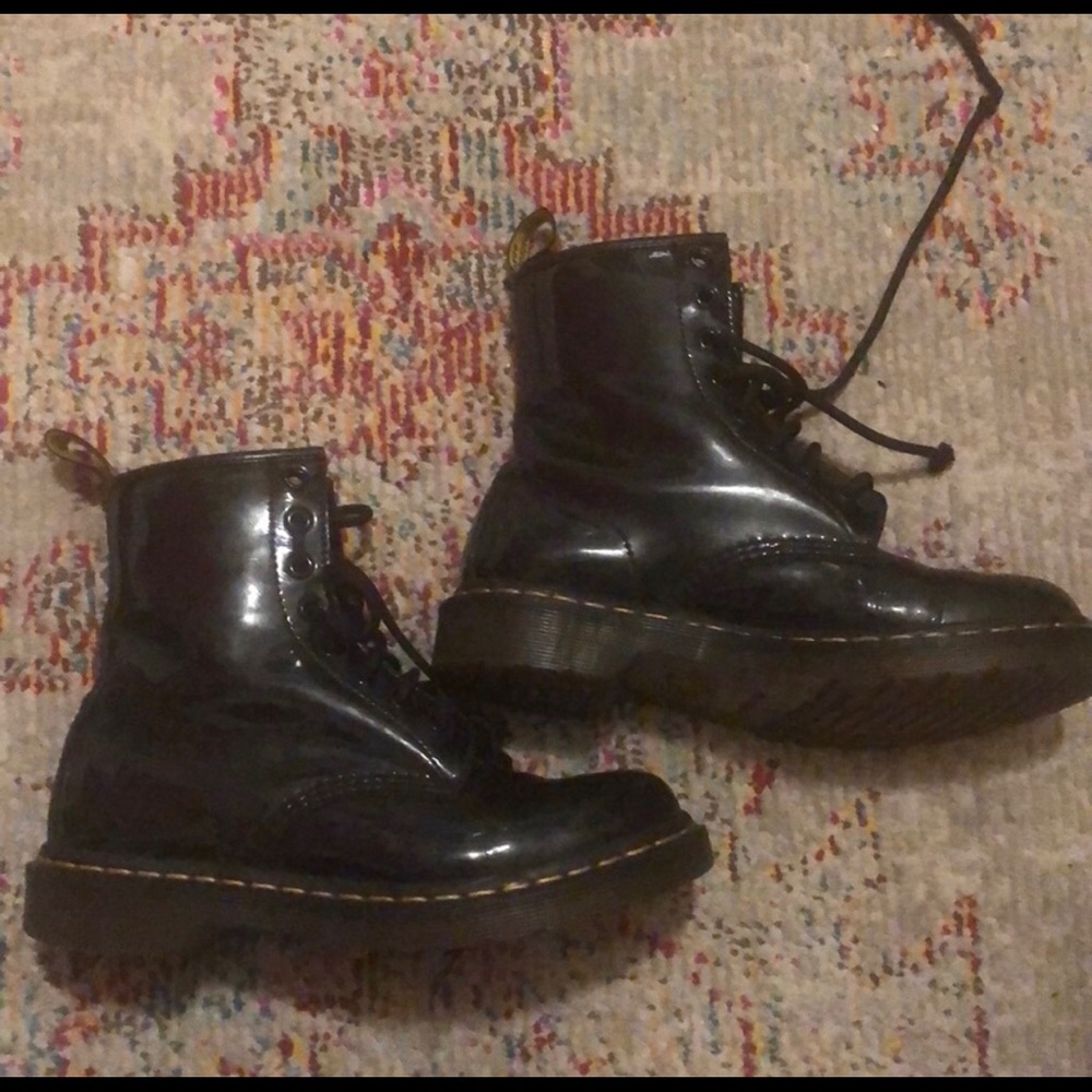 Paten leather dr martens